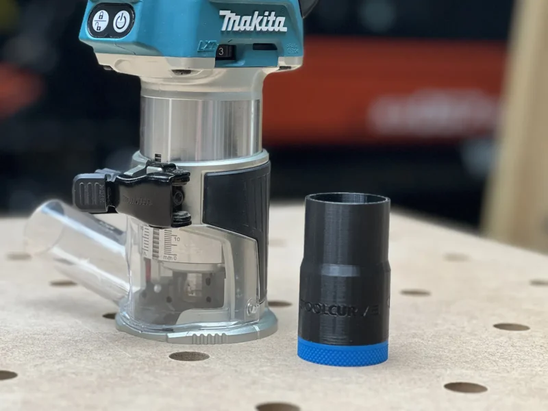 Makita router dust port adapter to use your shop vac with your 18v router