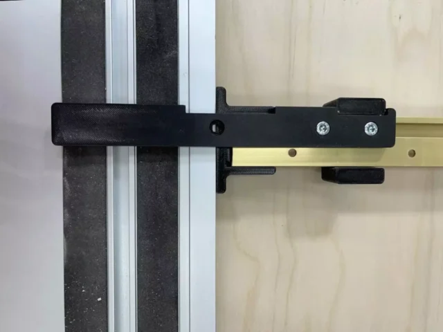 Makita and Festool parallel track saw guide narrow rips