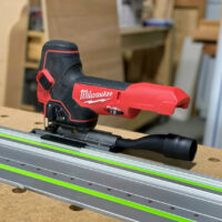 Barrel grip jig saw rail adapter for M18