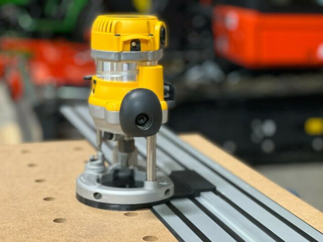 Dewalt Track router adapter