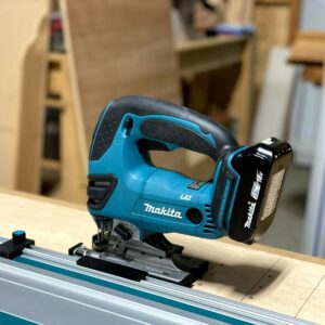 Connect your Makita Jigsaw to track saw guide rail