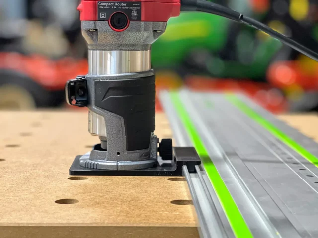 Make straight and accurate dados with your Avid Power router