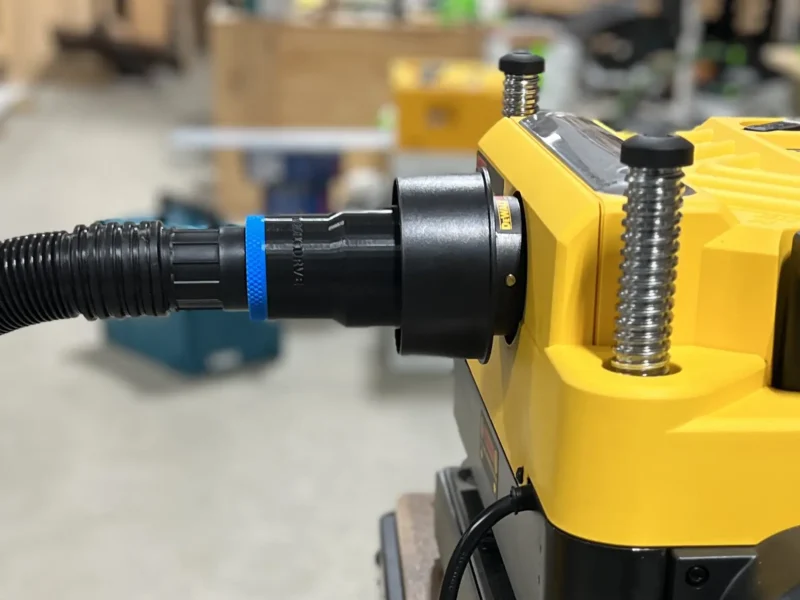Standard hose adapter for Dewalt 735x planer for 178 vac
