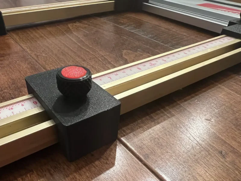 ToolCurve parallel guide system for the Milwaukee M18 track saw