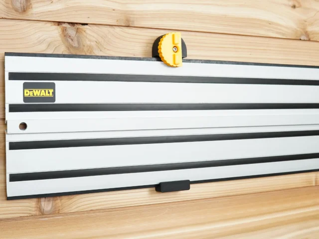 Wall Rack Mount for Dewalt rails, mount your Dewalt track saw rails on the wall or garage for stroage